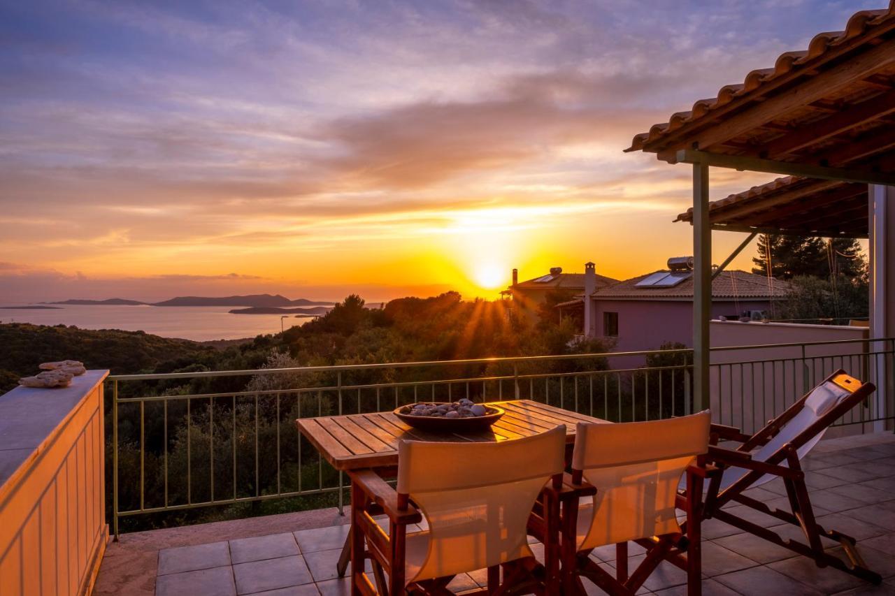 פיניקונטה Chamaloni Cottages מראה חיצוני תמונה