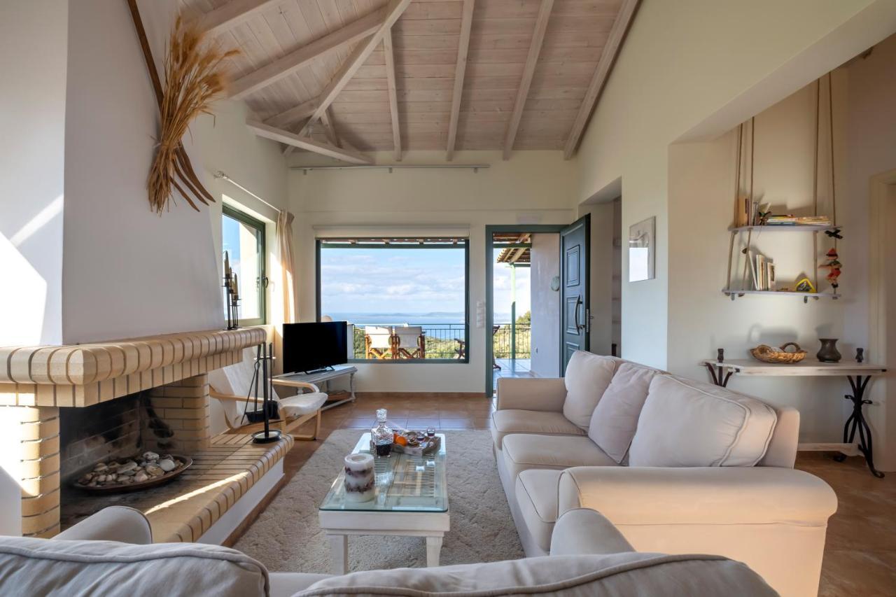 פיניקונטה Chamaloni Cottages מראה חיצוני תמונה