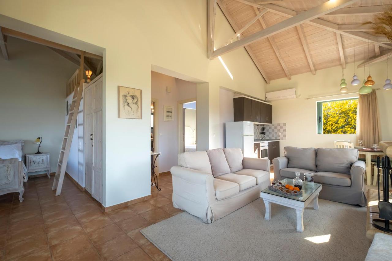 פיניקונטה Chamaloni Cottages מראה חיצוני תמונה